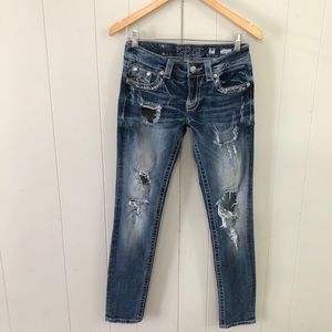 MISS ME l Sz 27 l Damaged Skinny Jeans
